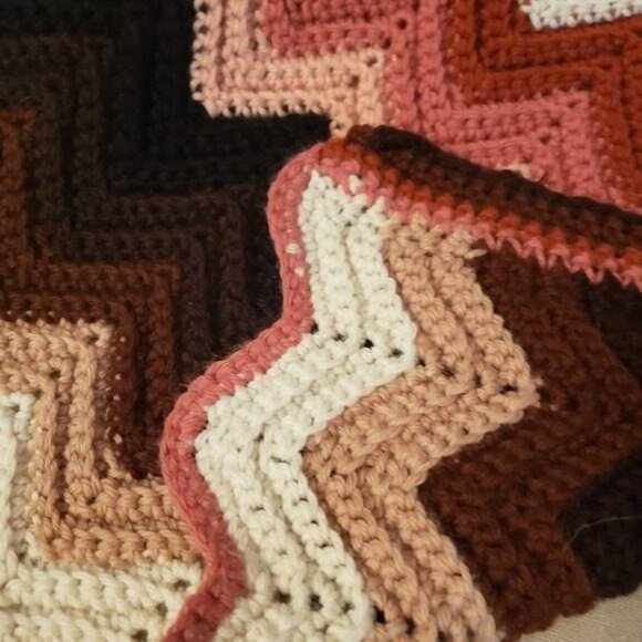 Vintage Handmade Zigzag Crochet Blanket Afghan Throw Inches Earth tones 42"x58" - Picture 4 of 9